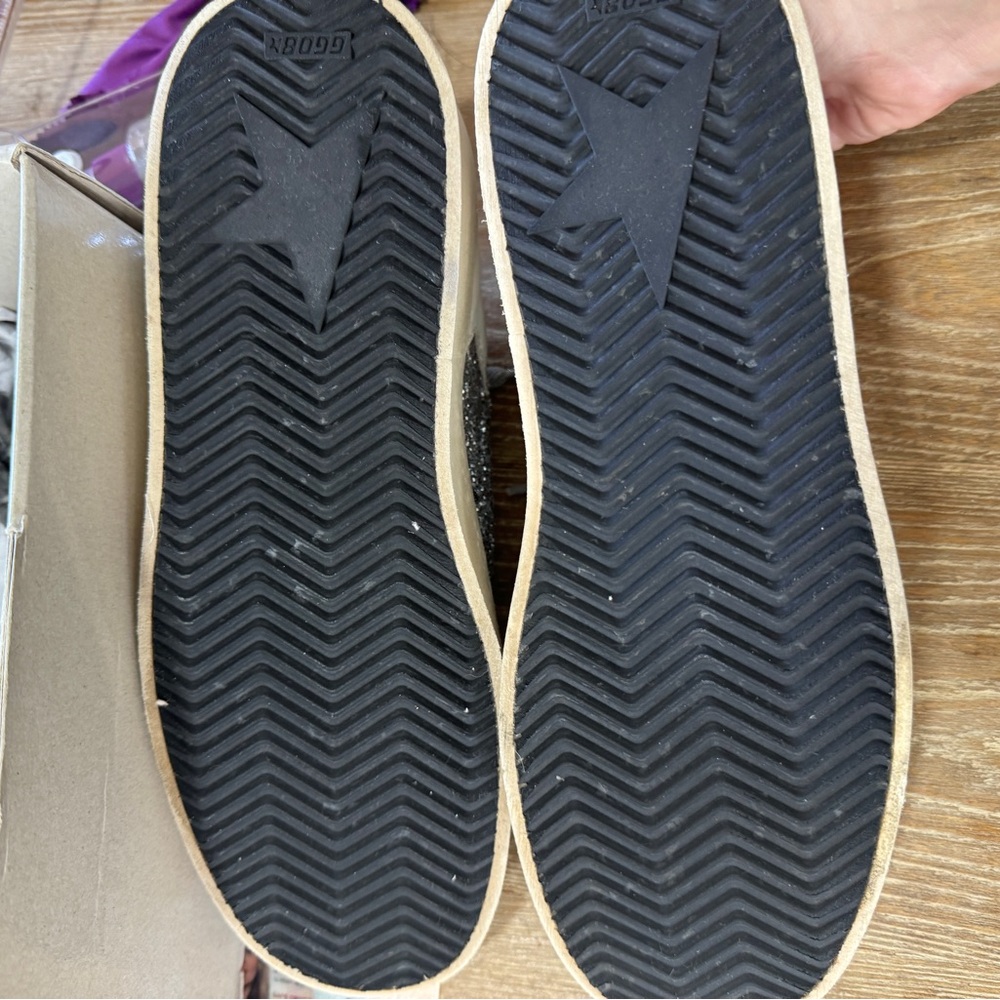 Almost New Condition. Size 38. Box Included. - image 7